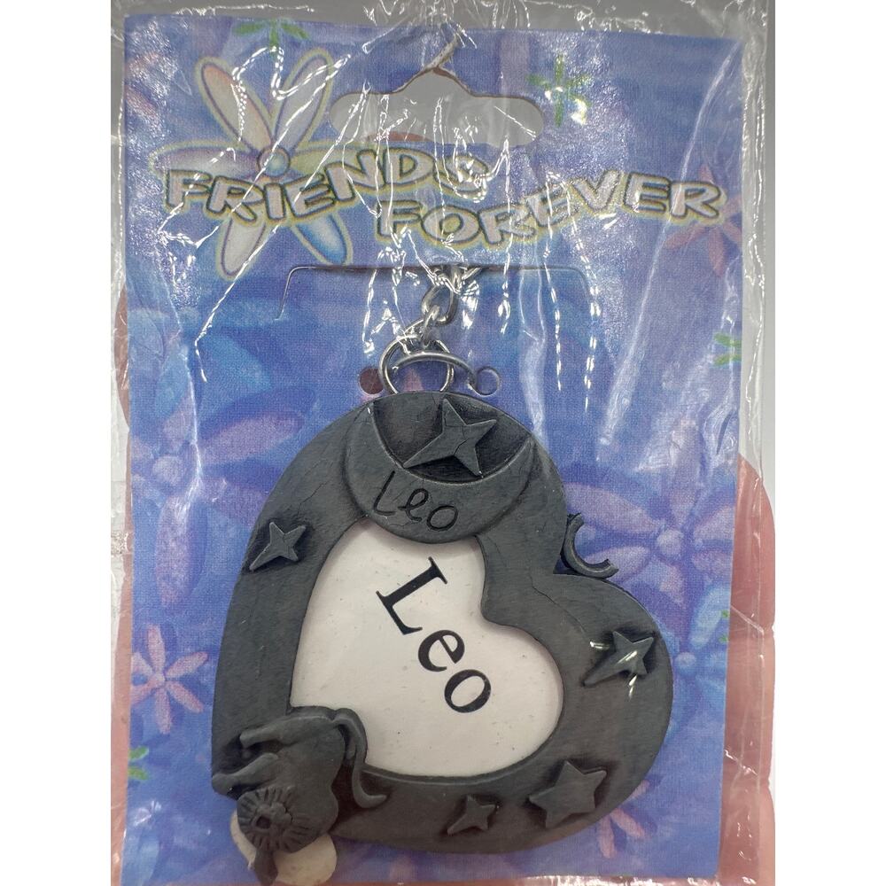 Leo keychain w/picture pewter 2” by Friends Forever Great stocking stuffer NWT